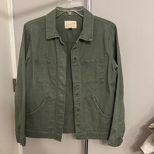 Women’s Green Chore Jacket with snap buttons s